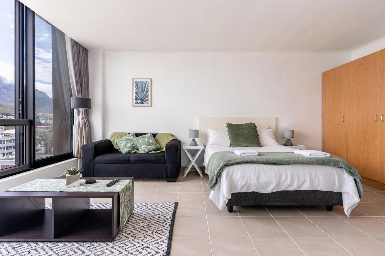 Harbour View Studio Apartment